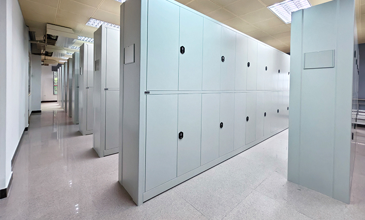 <i>�ܼ�����ô���������ܼ�����������ô�㣩</i>