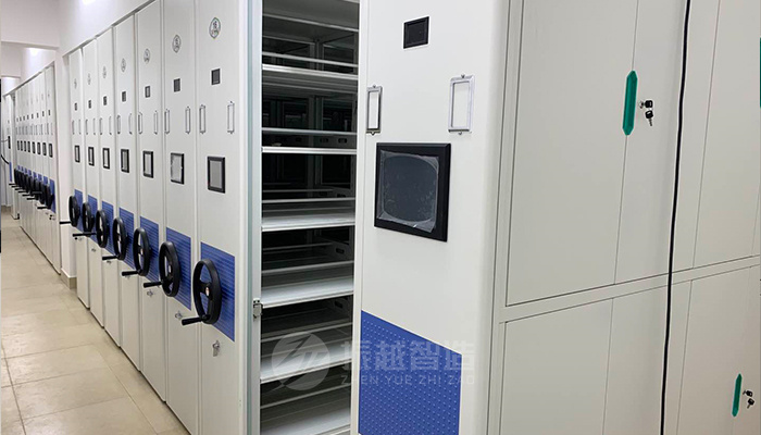 �����ܼ���RFID�n������ϵ�y(t��ng)���ܽ�B